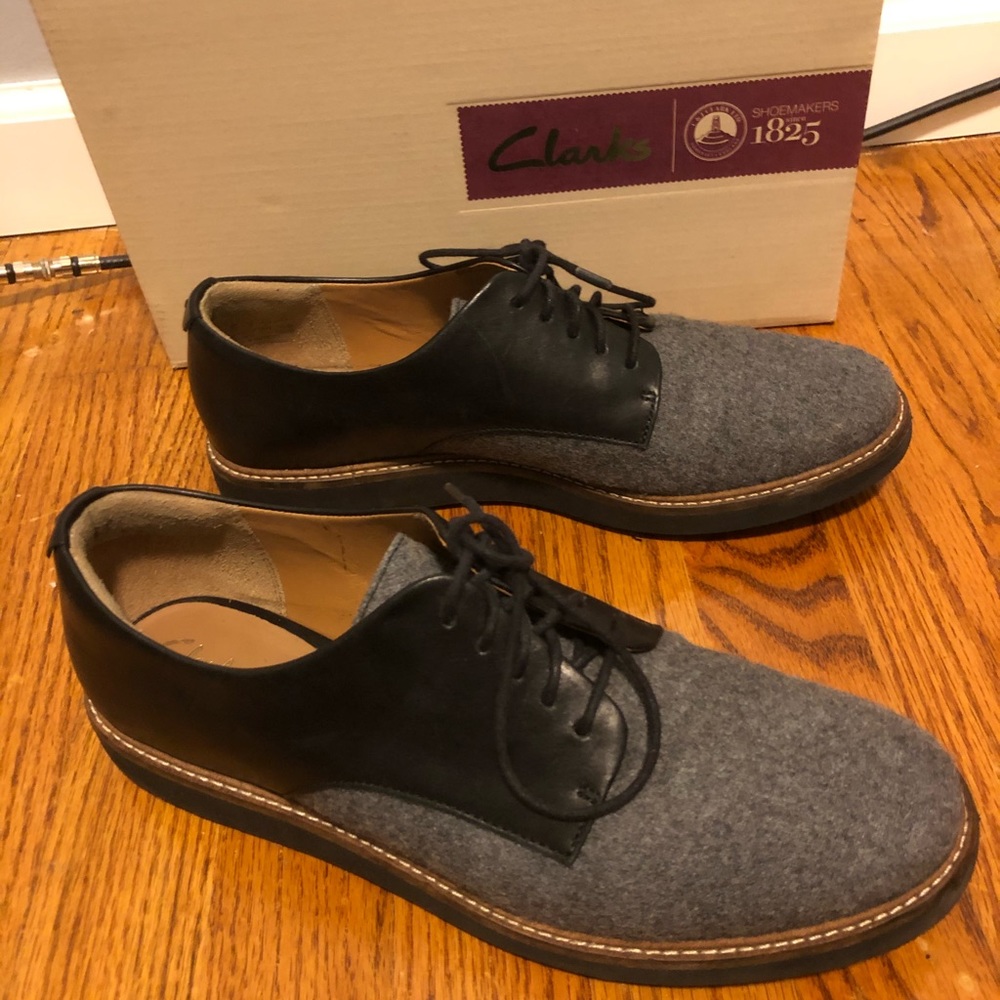 Clark’s Glick Darby Oxfords Size 10